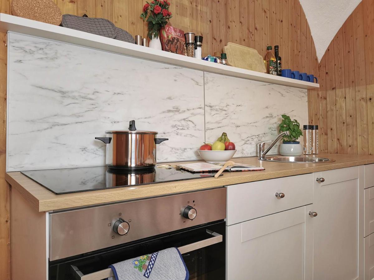 Ferienwohnung Himmelberg 80M2 In Der Altstadt Und Toll Fuer Familien Klagenfurt am Woerthersee Exterior foto